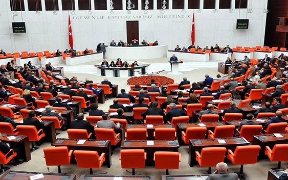 Турција воведува закон за цензура на интернет медиумите