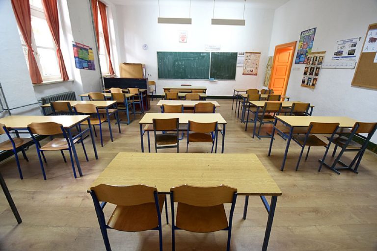 ДО КОЈ СТЕПЕН НИ Е ДОЈДЕНО ОБРАЗОВАНИЕТО?!