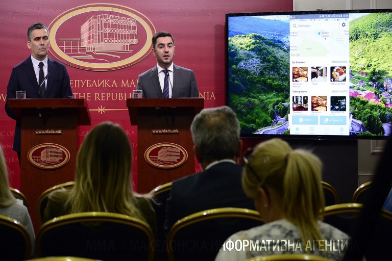БЕКТЕШИ: МАКЕДОНИЈА НА ДЛАНКА НА ТУРИСТИТЕ СО НОВАТА АПЛИКАЦИЈА “VISIT MACEDONIA”