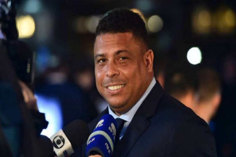 РОНАЛДО СЕ ВРАЌА ВО ФУДБАЛОТ, СТАНУВА ПРЕТСЕДАТЕЛ НА ШПАНСКИ ПРВОЛИГАШ