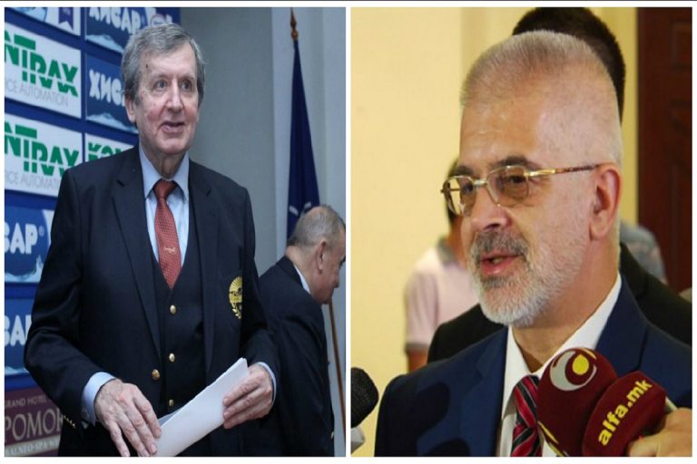 СО БУГАРИТЕ СМЕ ИСТ НАРОД, САМО ТРЕБА ДА СЕ ДОГОВОРИМЕ ШТО Е ПОПРВО ЈАЈЦЕТО ИЛИ КОКОШКАТА