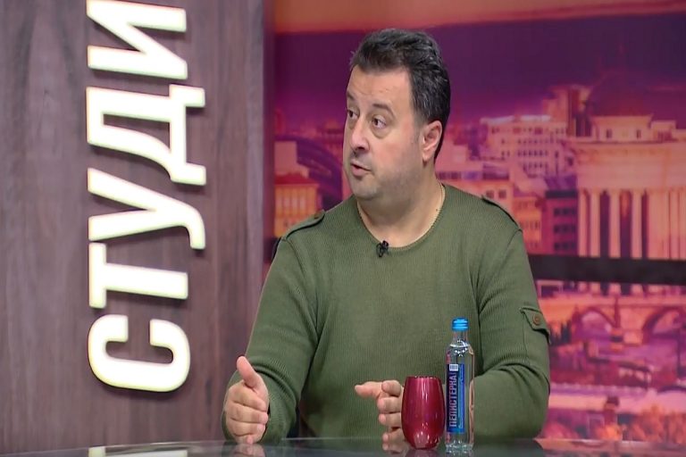 ЗОРАН МИЈАЛКОВ ДО МИЦКОСКИ ЗАЕВ И АХМЕТИ: ПРЕКИНЕТЕ ДА СЕ СЛИКАТЕ СО НАШИТЕ ДЕЦА- СРАМОТА Е!!!