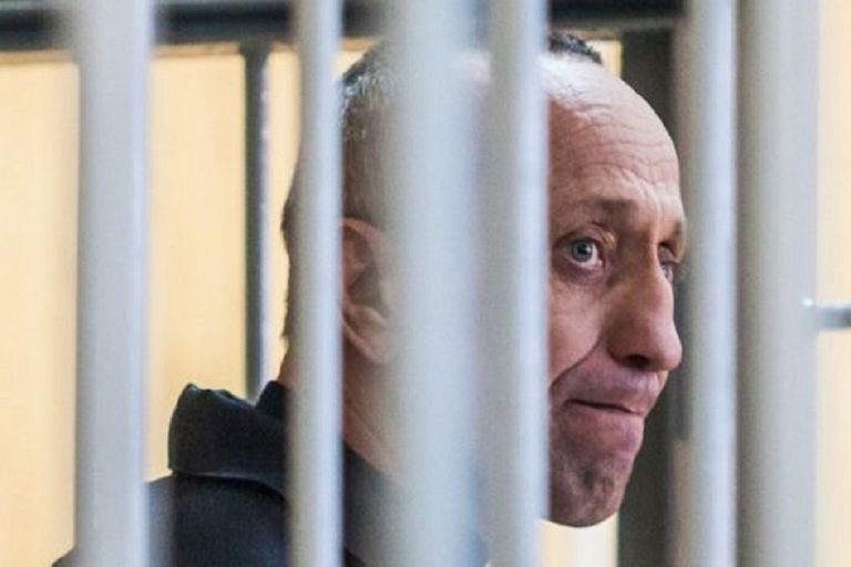 ДОЖИВОТЕН ЗАТВОР ЗА НАЈГОЛЕМИОТ СЕРИСКИ УБИЕЦ ВО РУСИЈА