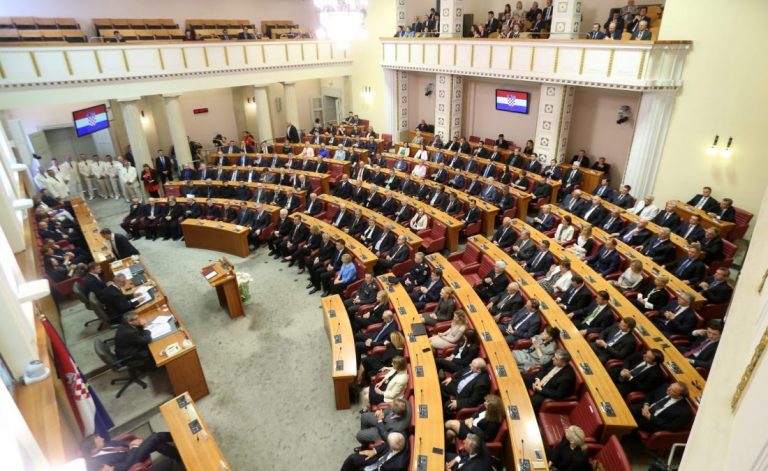 ХРВАТСКИОТ САБОР ГО РАТИФИКУВАШЕ ПРОТОКОЛОТ ЗА ВЛЕЗ НА МАКЕДОНИЈА ВО НАТО