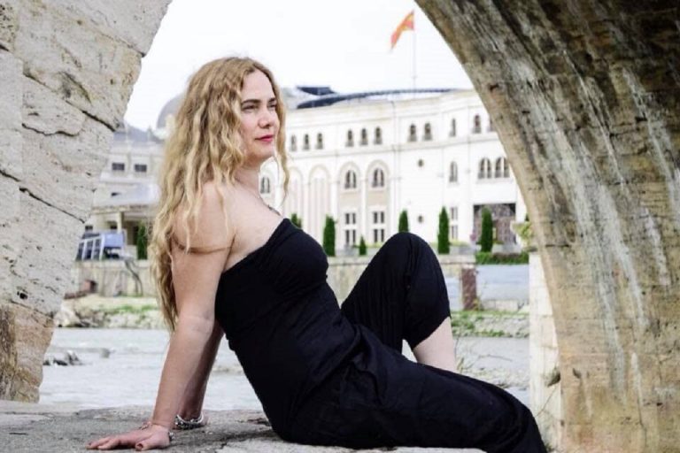 Г. ВИНЧИЌ: СО ГОЛИТЕ ЖЕНСКИ ТЕЛА САКАМ ДА ЈА ИСКАЖАМ СЛИЧНОСТА НА АЗБУКАТА СО ЖЕНСКАТА МИСТИКА