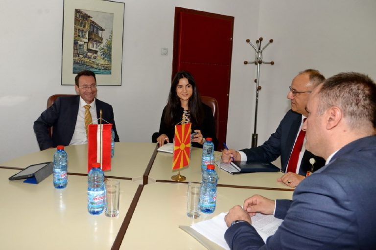 ЈОХАН ФРАНК: СО ПОТПИШУВАЊЕТО НА ПРЕСПАНСКИОТ ДОГОВОР ЗЕМЈАТА ПОКАЖА СИЛНО ЛИДЕРСТВО