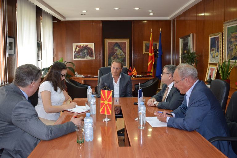 СРЕДБА НА МИНИСТЕРОТ ЗА КУЛТУРА ХУСНИ ИСМАИЛИ СО ФРАНЦУСКИОТ АМБАСАДОР КРИСТИАН ТИМОНИЕ