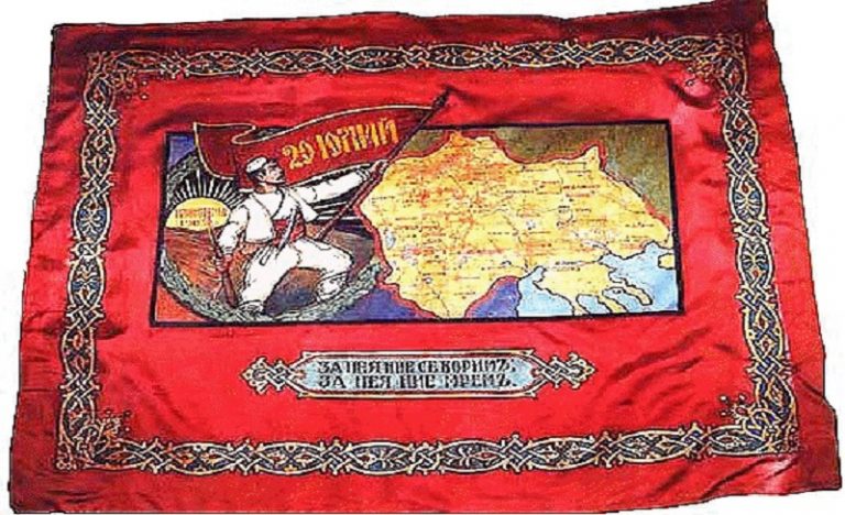 ХРИСТОС ВОСКРЕСЕ МАКЕДОНЦИ!