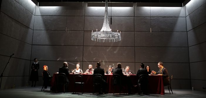 „МЛАДИНА БЕЗ БОГ“ И „БАКХИ“ НА МОТ