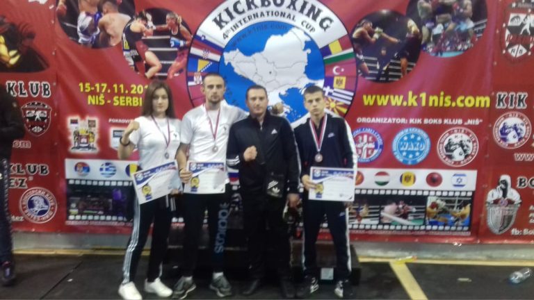 КБК „ФАЈТ ТИМ“- СКОПЈЕ СЕ ВРАТИЈА СО СРЕБРЕНИ И БРОНЗЕНИ МЕДАЛИ ОД ПРВЕНСТВОТО ПО КБК ВО НИШ