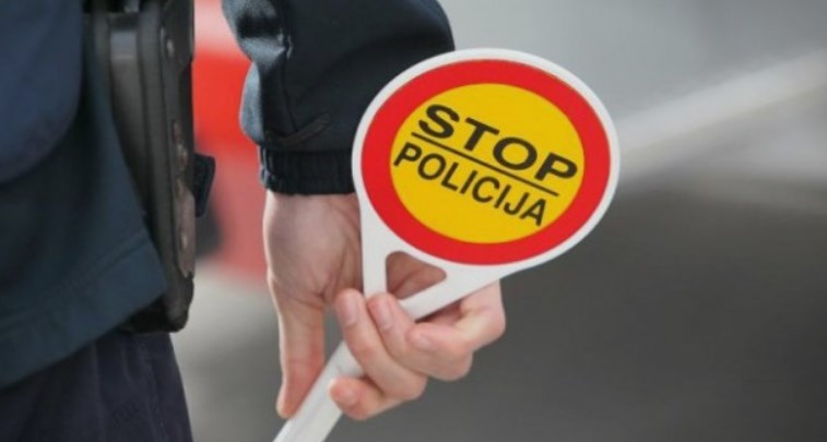137 сообраќајни санкции во Скопје, 34 за брзо возење