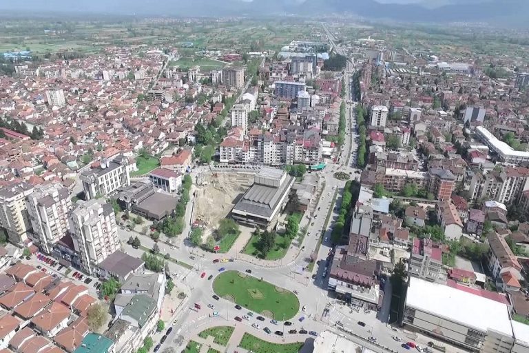 Градските автобуси во Тетово денес ќе возат бесплатно во чест на празникот на албанското знаме