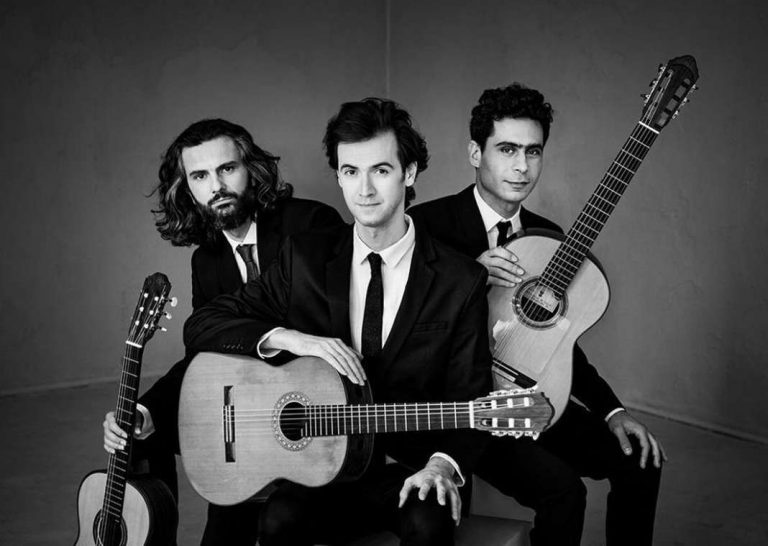 КОНЦЕРТ НА ГИТАРСКОТО ТРИО „ЕЛОГИО“