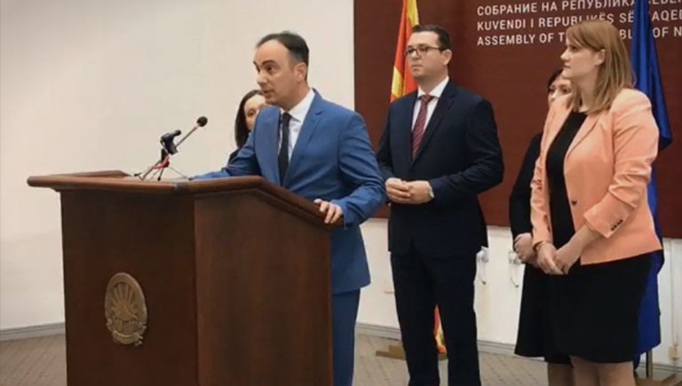 ЧУЛЕВ: СЕ БАРА РЕШЕНИЕ ЗА ЛИЦАТА БЛОКИРАНИ ВО ВИКЕНДИЧКИТЕ ВО ЦЕНТАР ЖУПА И ДЕБАРСКО