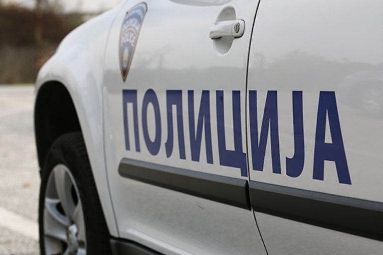 Полиција ја чува Арсовска додека превозниците блокираат