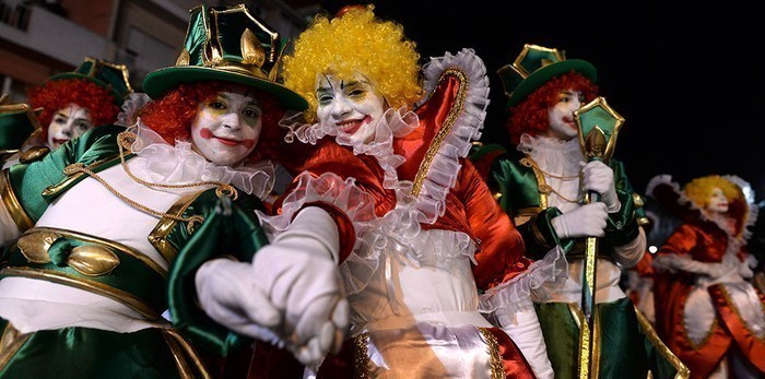 ПРОДОЛЖУВА ПРЕПОРАКАТА ЗА ЈАВНИТЕ СОБИРИ, ОТКАЖАНИ ГОЛЕМ БРОЈ НАСТАНИ