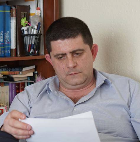 (ИНТЕРВЈУ) МИСОСКИ: ДА СЕ СЛАВИ ПОЕЗИЈАТА, СЕКОГАШ Е БЛАГОРОДЕН ЧИН