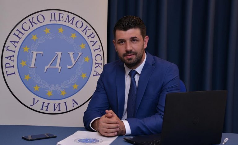 КОЛЕВ: ВРЕМЕ Е ЗА РЕСЕТ НА СИСТЕМОТ- „БОГАТА ВЛАДА-СИРОМАШНИ ГРАЃАНИ“