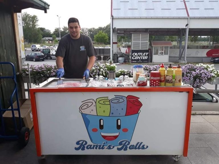 СЛАДОЛЕД ВО РОЛНИ ДАН ТРЕБИТ ?