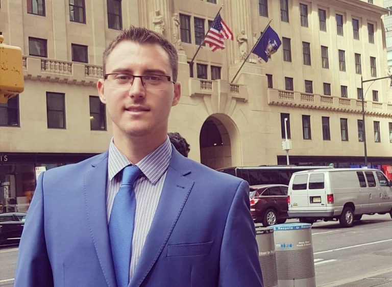 СОМНИТЕЛЕН ЗАКОН ЗА ПОЛИТИЧКО РЕКЛАМИРАЊЕ