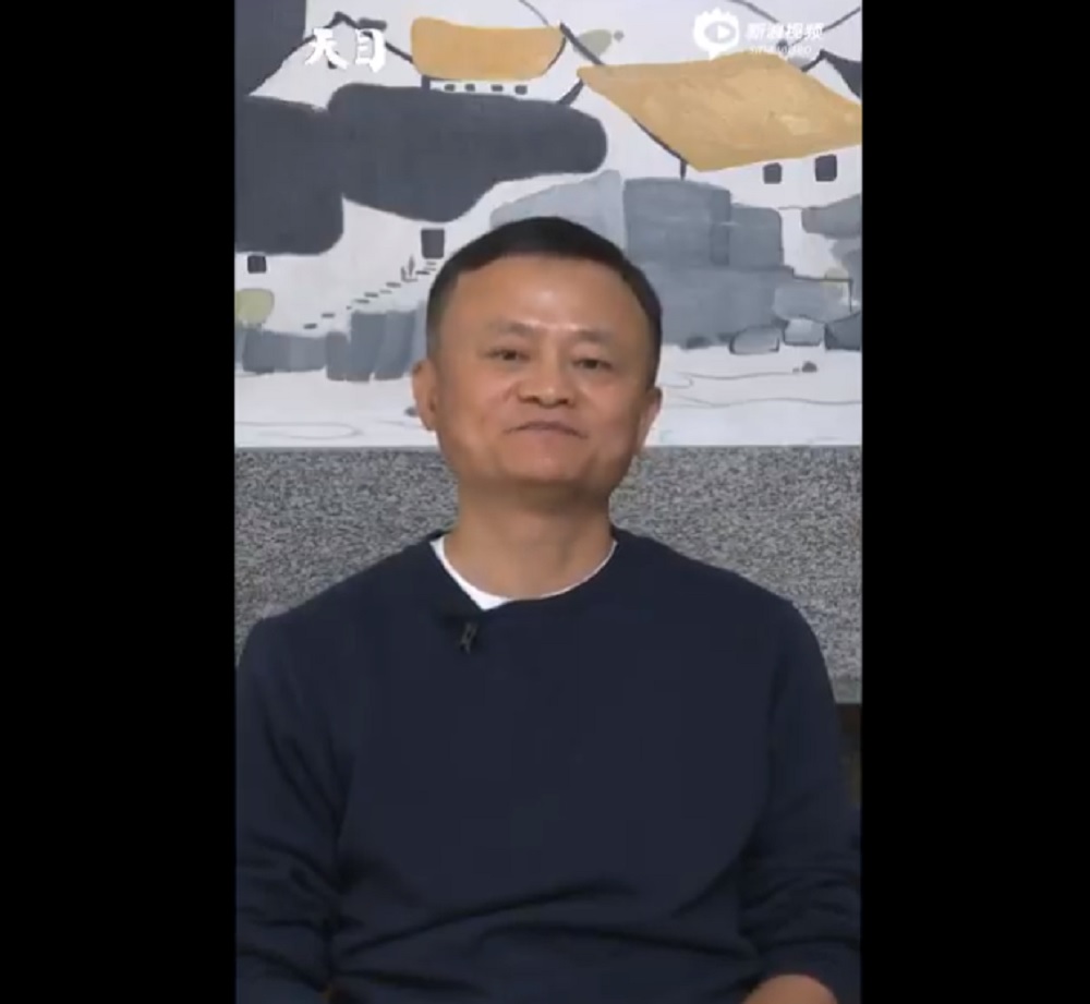 (ВИДЕО) КИНЕСКИОТ МИЛИЈАРДЕР И СОПСТВЕНИК НА „АЛИБАБА“ СЕ ПОЈАВИ ВО ЈАВНОСТА ПО ПОВЕЌЕ ОД ТРИ МЕСЕЦИ