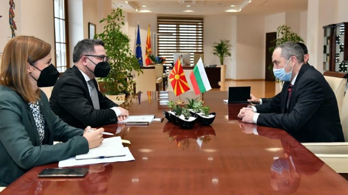 СРЕДБА БЕСИМИ – АНГЕЛОВ: ПОСВЕТЕНИ СМЕ НА ИЗГРАДБАТА НА ЖЕЛЕЗНИЧКИОТ ДЕЛ ОД KОРИДОРОТ 8