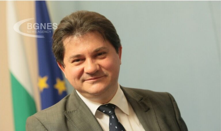 Пашкулев: Проблемот е што РС Македонија не ги спроведува и не ги почитува европските вредности