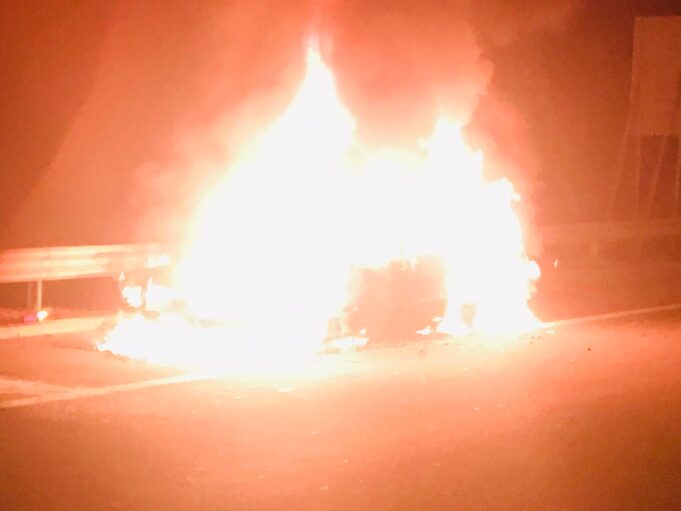 ФОТО: Експлодираше автомобилот на претседателот на Стопанска комора