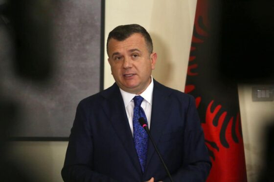 Бала: Бериша набрзо ќе биде прогласен за „персона нон грата“ во ЕУ