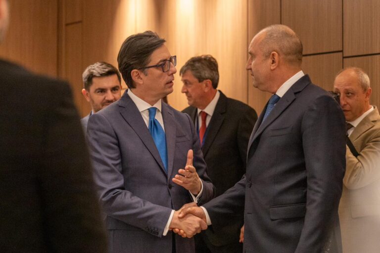 Пендаровски: При извоз на струја во земјава Бугарија мора да ги почитува европските правила