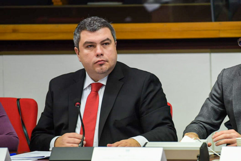 Маричиќ од Брисел: Имаме солидна основа на подготвеност, важно е да ја одржиме динамиката на процесот на преговори