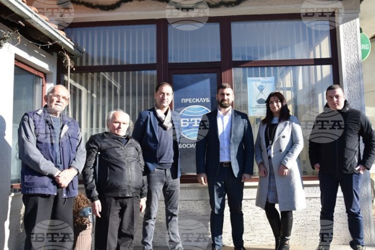 Европратеникот Андреј Новаков го посети Босилеград