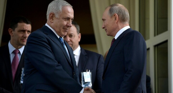 Нетанјаху нашол комромис со Путин: „Бирај Путине“