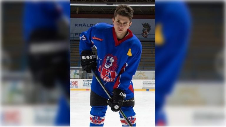 Бугарски ученик е најдобар играч на натпревар на Светското првенство во хокеј на мраз во Истанбул