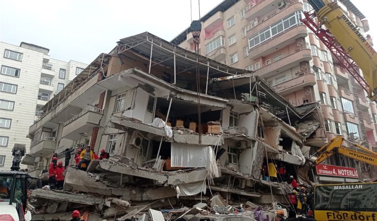 Планинските спасувачи од Банско и Разлог вклучени во спасувачките операции по земјотресите во Турција: „Ги оставивме срцaта во урнатините“