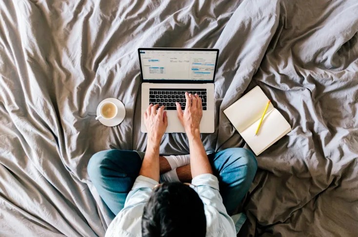 Повисоки плати, работа од дома и квалитет на живот бараат младите луѓе за да останат во држатата