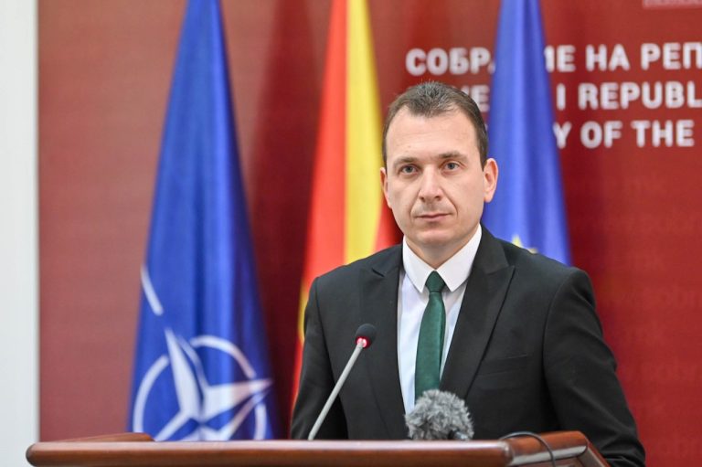 (Видео) Талески: ВМРО-ДПМНЕ ја поткопува работата на институциите за дојавите со бомби