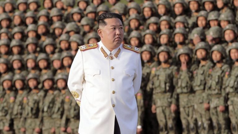 Ким Џонг-ун побара поголема и поефикасна употреба на борбените сили поради влошувањето на ситуацијата