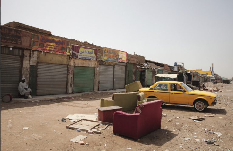Тридневно примирје за евакуација на странски државјани во Судан