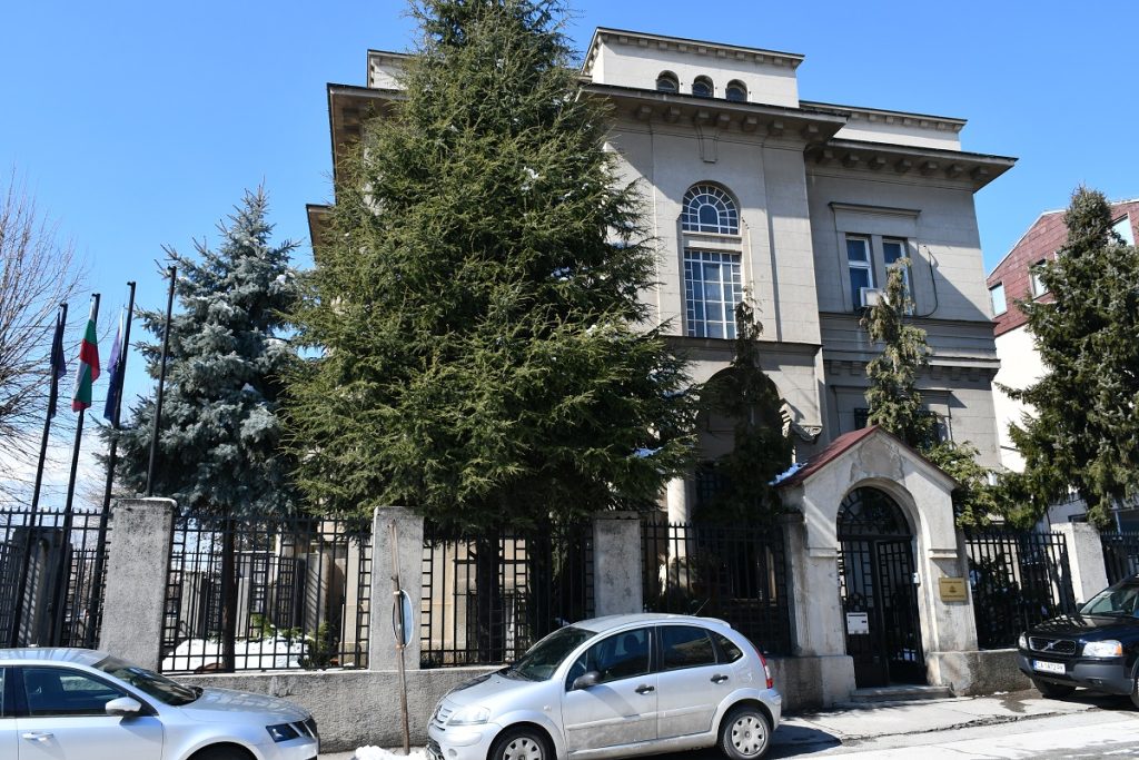 Градоначалникот на Битола Тони Коњановски се сретна со бугарскиот генерален конзул во градот Петар Петров