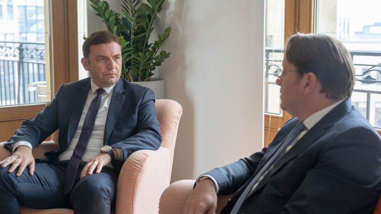 Османи-Вархеји: Македонија останува посветена на реформската агенда, но и ЕУ да остане одлучна за забрзана интеграција на земјите од регионот