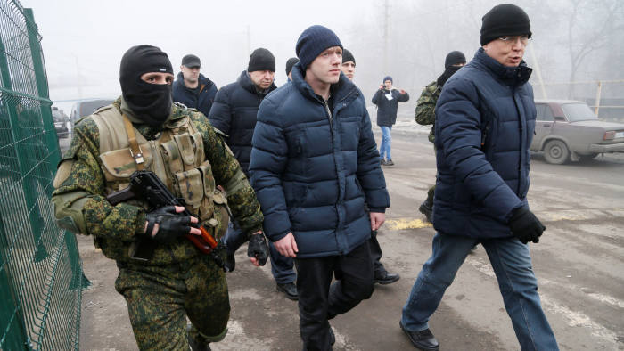Над осум милиони Украинци ја напуштиле земјата бегајќи од војната