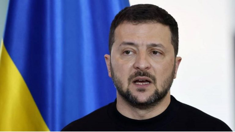 Зеленски: Јасно ни е дека Украина нема да влезе во НАТО додека трае војната
