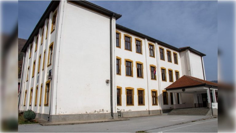 Иницијатива за враќање на оригиналното име на босилеградската гимназија – „Кнјагинја Марија Луиза“