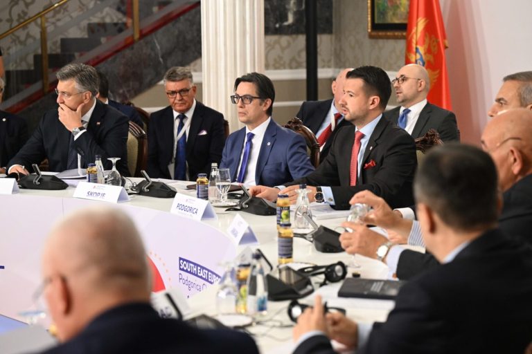 Пендаровски во Подгорица: Македонија ќе работи на премостување на поделбите и градење доверба во ЈИЕ