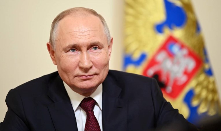 Лондон: Русија разви апетит за напади блиску до територијата на НАТО, затоа го напаѓа Измаил