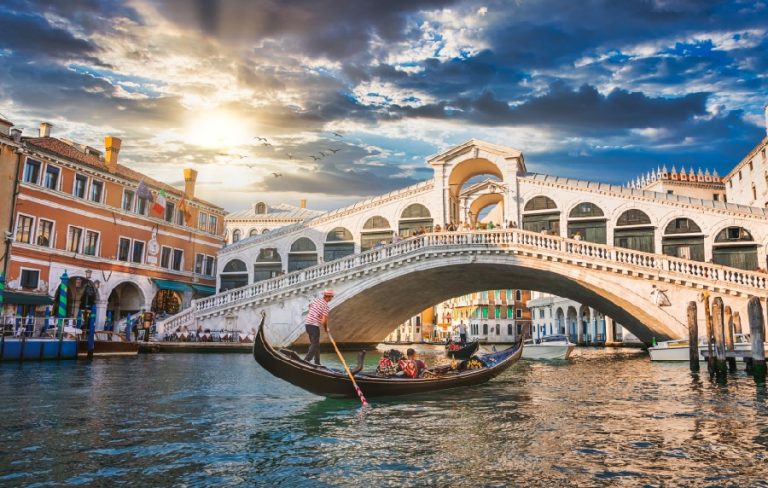 УНЕСКО бара Венеција да се најде на листата на загрозено светско културно наследство