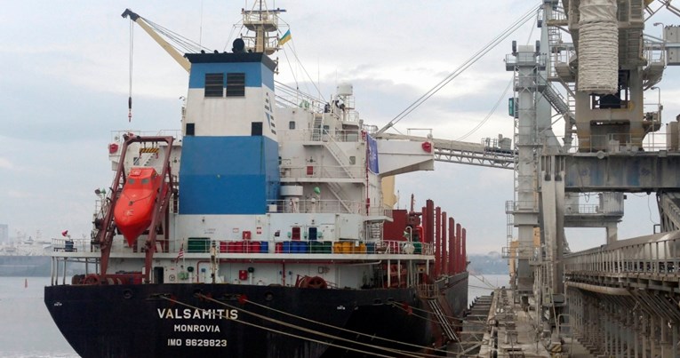 Украина: Отвораме хуманитарен коридор за нашите бродови задржани во Црното Море