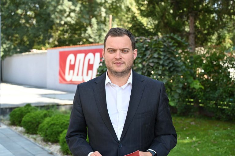 Мицкоски да одговори за договорите со Груевски и за барањата за амнестија