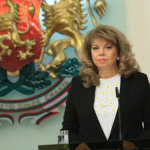 Бугарската претседателка Јотова со порака за 22 Септември: Независноста е обврска да ја градиме Бугарија како сигурен и просперитетен дом